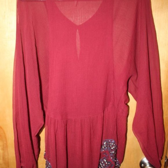 FREE PEOPLE INDIE GODDESS Embroidered & Beaded Sheer Tunic Top GORGEOUS! Size  S - Picture 3 of 5